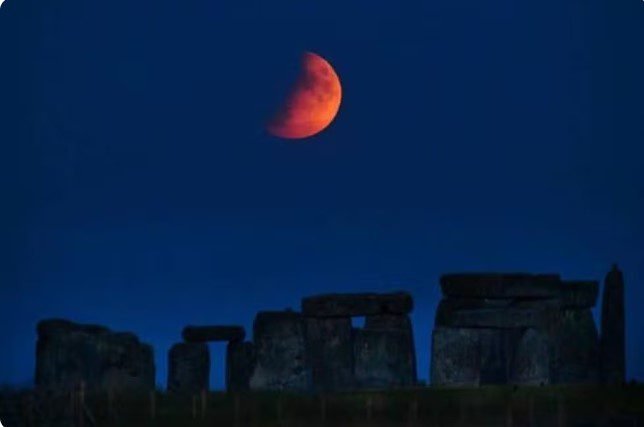 A possível conexão lunar de Stonehenge é investigada por cientistas — Foto: Getty Images/BBC