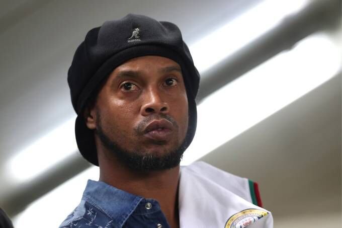 Após entrevista viralizar, Ronaldinho diz que seleção não tem líderes e detona: 'Um dos piores times, só jogadores medianos'