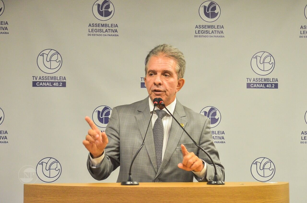 Justiça Eleitoral multa prefeito de Patos, Nabor Wanderley, em R$ 25 mil por propaganda irregular nas redes sociais