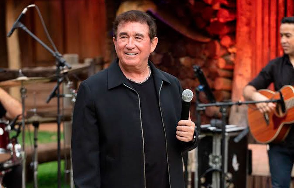 Prefeitura de Santana dos Garrotes vai pagar R$ 400 mil reais por show de Amado Batista