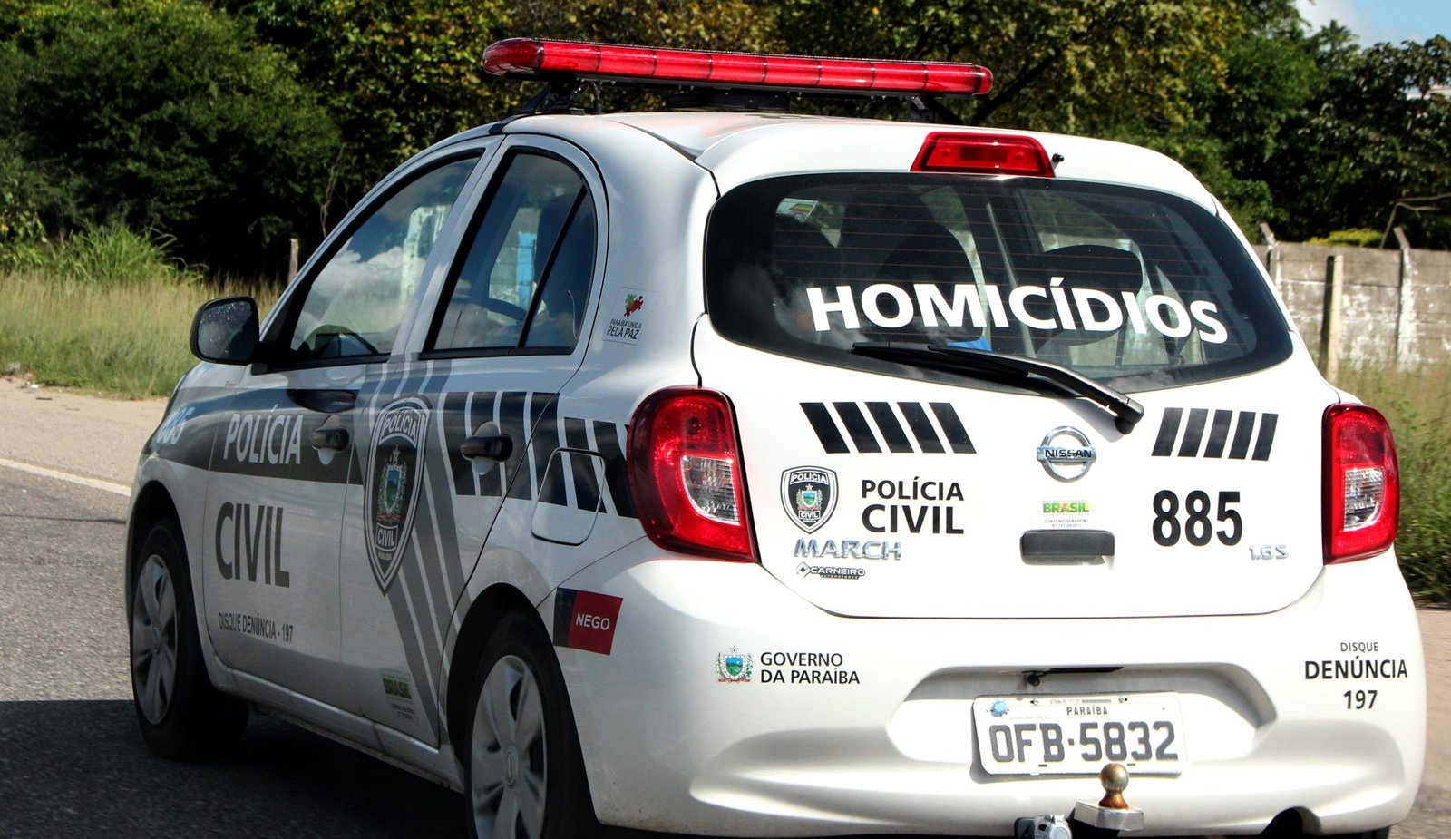 Jovem é assassinado a tiros em praça do bairro do Bessa, em João Pessoa