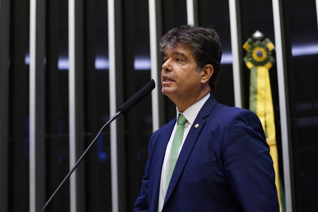 Ruy Carneiro arrecada mais dinheiro do que poderá gastar durante primeiro turno das Eleições 2024