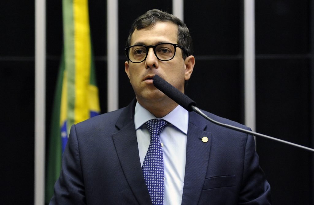 Gervásio Maia assume comissões na Câmara dos Deputados.