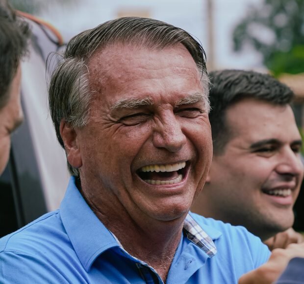 Bolsonaro e presidente do PL se encontram pela primeira vez após medida cautelar que proibiu contato