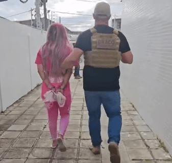 Digital influencer e mais quatro pessoas são presas na Paraíba suspeitos de integrar organização criminosa .