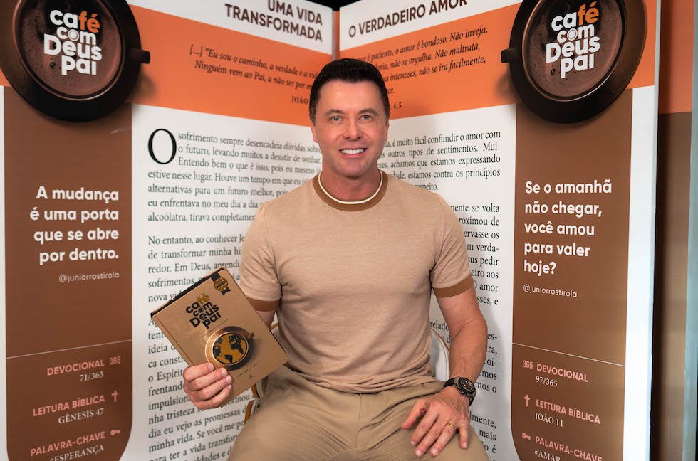 Autor do best-seller 'Café com Deus Pai' faz sessão de autógrafos e participa de evento em João Pessoa