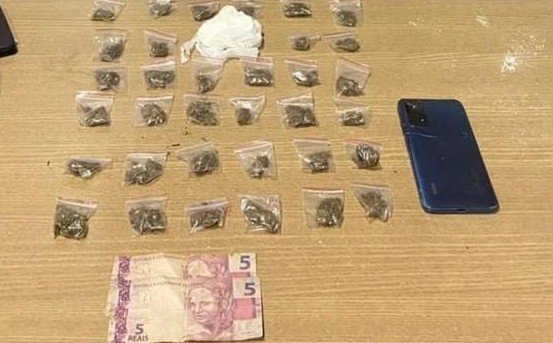 Homem é preso por tráfico de drogas em comunidade do Castelo Branco, em João Pessoa
