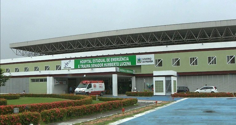 Jovem de 20 anos de idade e com oito processos criminais é preso enquanto recebia atendimento médico no Hospital de Trauma de João Pessoa