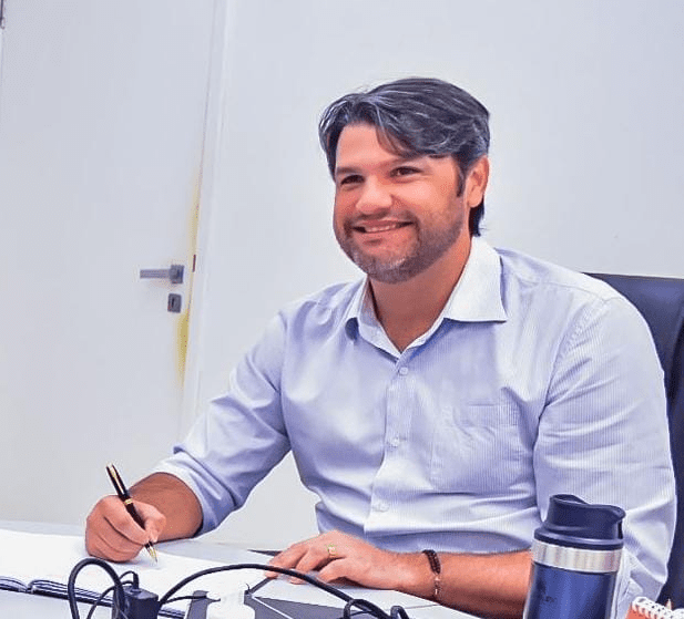 Leo Bezerra