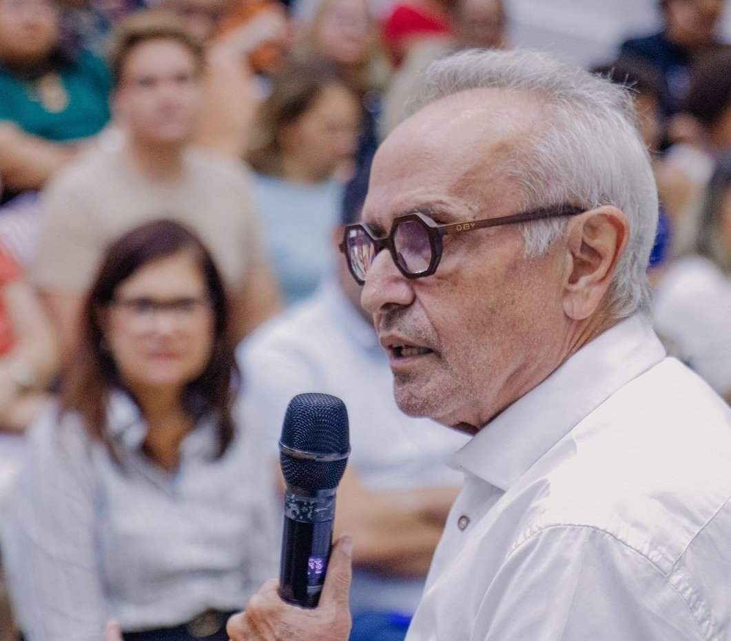 Cícero Lucena lança programa Poupança Futuro, que garante auxílio financeiro a estudantes