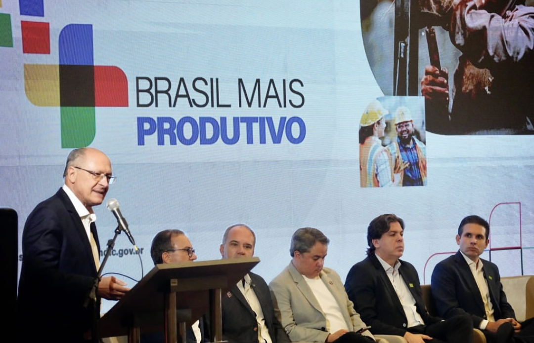 Geraldo Alckmin fala em atrair ‘datacenters’ para o Nordeste, durante evento em Campina Grande