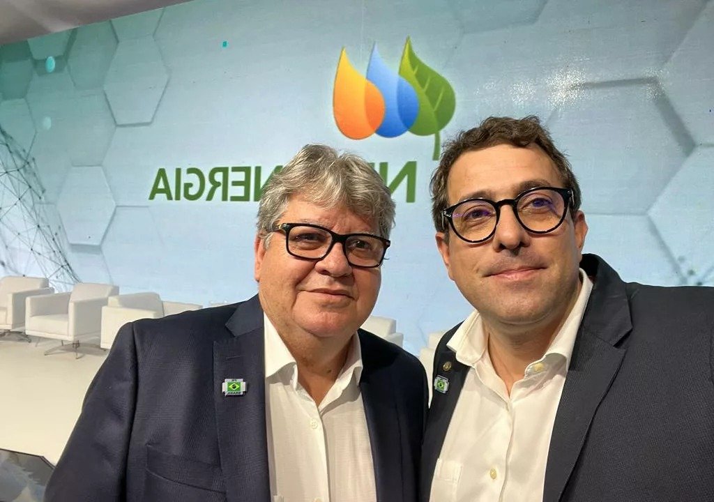 Gervásio Maia diz que conversa com João Azevêdo a fim de organizar o PSB para 2026: “tem que correr”