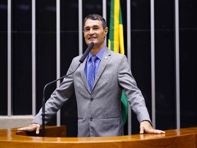 Romero Rodrigues reativa pré-candidatura ao Governo pela oposição e prega respeito entre aliados e adversários