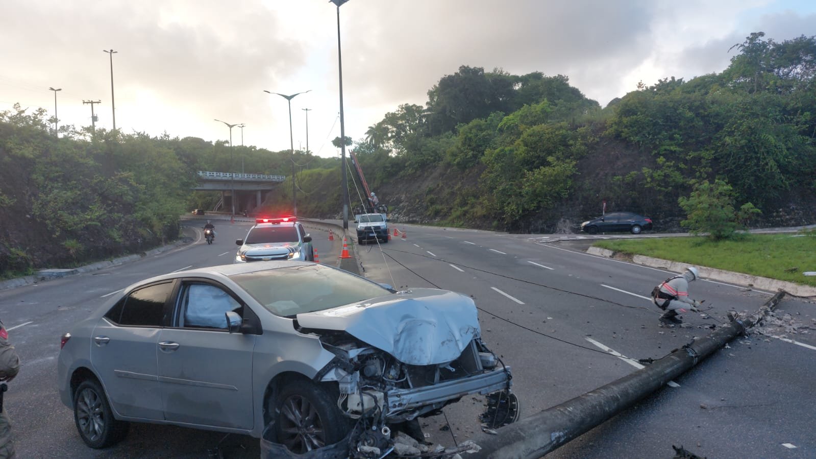 colisão na Avenida Pedro II interdita parcialmente via em João Pessoa