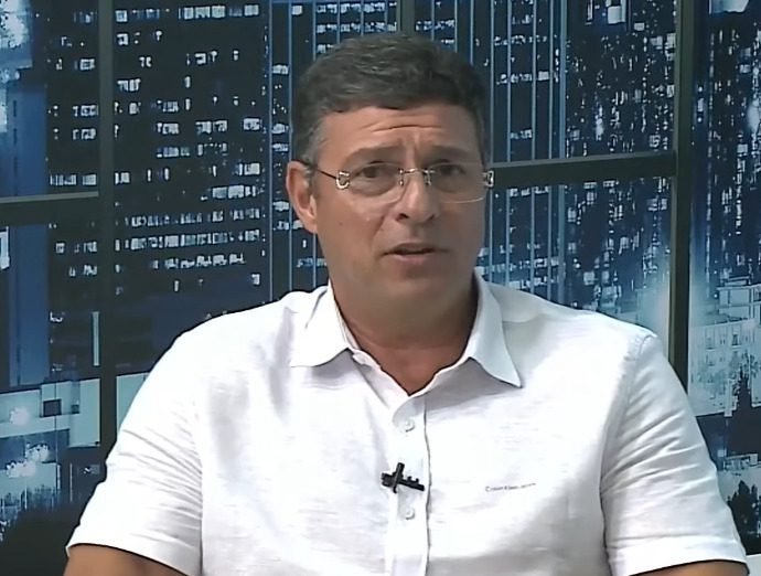 mesmo com decisão de inelegibilidade, Vitor Hugo garante que será candidato a deputado em 2026