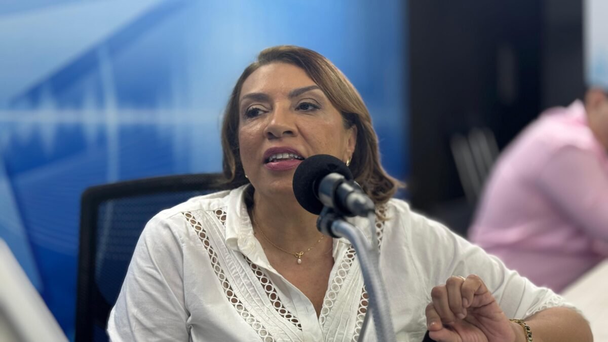 Cida Ramos diz que não teme protestos após STF mandar Bolsonaro usar tornozeleira: “não me preocupo”