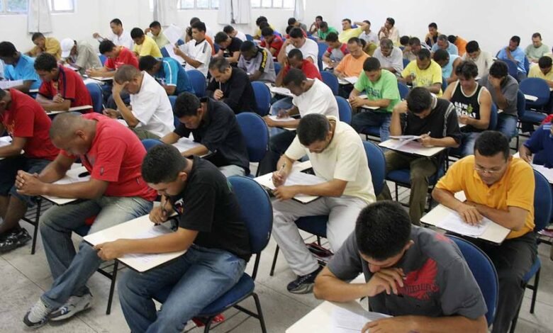 Mais de 2,4 mil candidatos se inscrevem para concurso da Educação no Vale do Piancó – Portal Central Vale Notícias