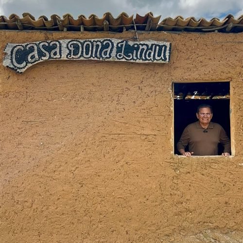 Adriano Galdino visita Caetés, conhece casa onde nasceu Lula e se diz “admirador”