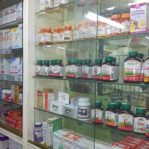 Agevisa alerta farmácias sobre prazo obrigatório de escrituração de medicamentos controlados