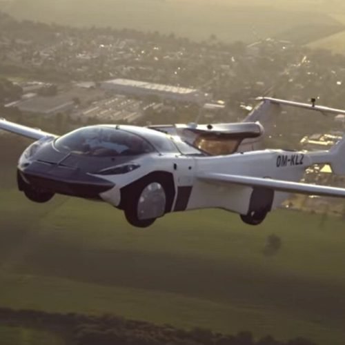 Carro voador previsto para 2026 promete atingir 250 km/h