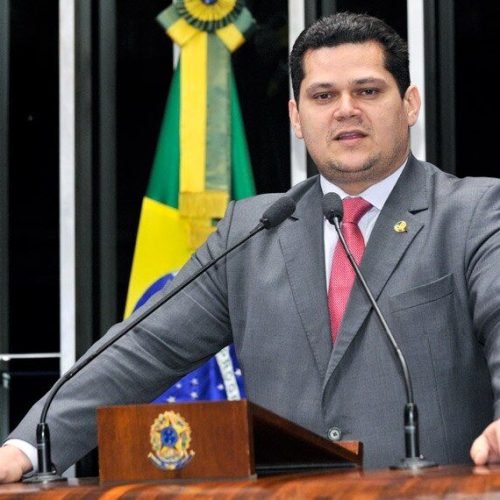 Davi Alcolumbre diz que derrubada da alta do IOF foi uma derrota para o governo Lula e que Congresso ouviu sociedade