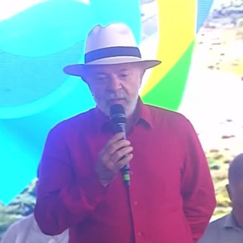 “Deus deixou o Sertão sem água porque sabia que eu ia ser presidente da República”, diz Lula na Paraíba