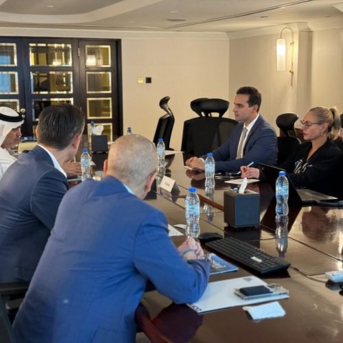 Em terceiro país da missão no Oriente Médio, Lucas Ribeiro dialoga com investidores nos Emirados Árabes