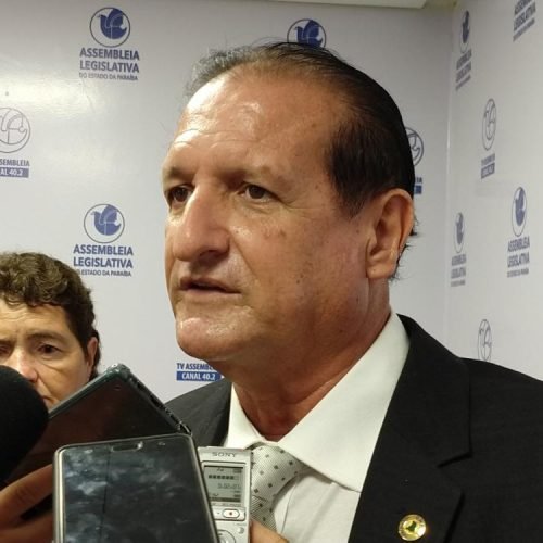 Hervázio Bezerra diz que decisão sobre destino de Lucas Ribeiro e Cícero Lucena cabe apenas ao PP