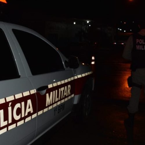 Homem é morto a tiros em frente à escola em Mangabeira enquanto esperava filho