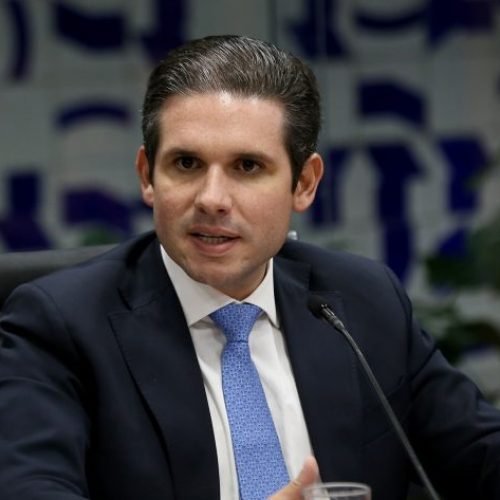 Hugo Motta diz que política fiscal do governo Lula chegou ao limite e que parlamento pode tomar medidas drásticas