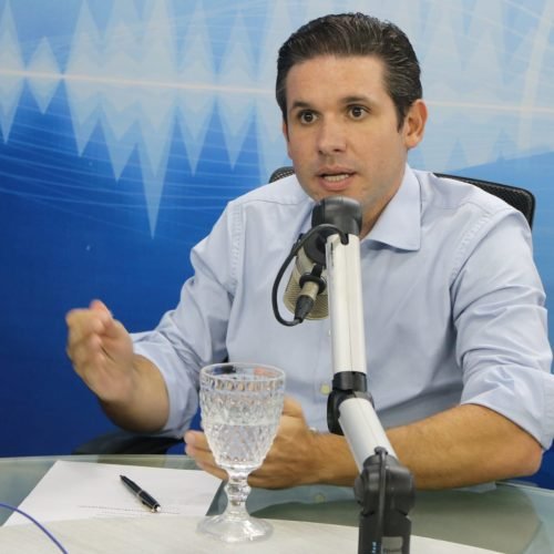 Hugo Motta proíbe reuniões de comissões nesta terça na Câmara