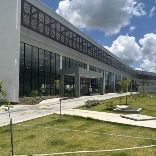 João Azevêdo anuncia inauguração da primeira etapa do Centro de Convenções de Campina Grande com show de Japãozin