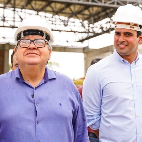João Azevêdo diz que não há regra exata para escolha do candidato ao Governo e critica antecipação: “política não é assim”