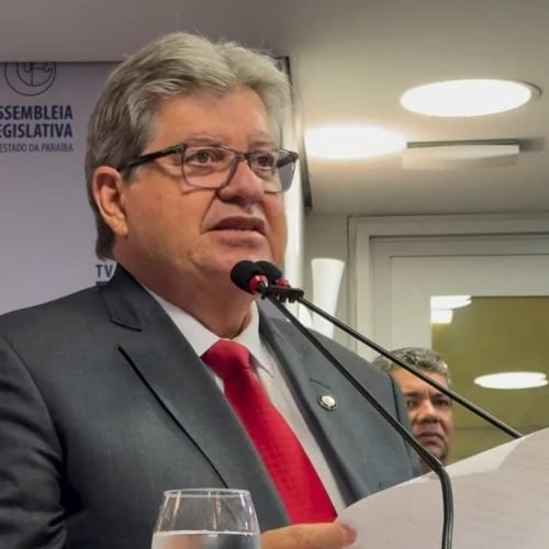 João Azevêdo participa de evento com o presidente da Embratur, Marcelo Freixo
