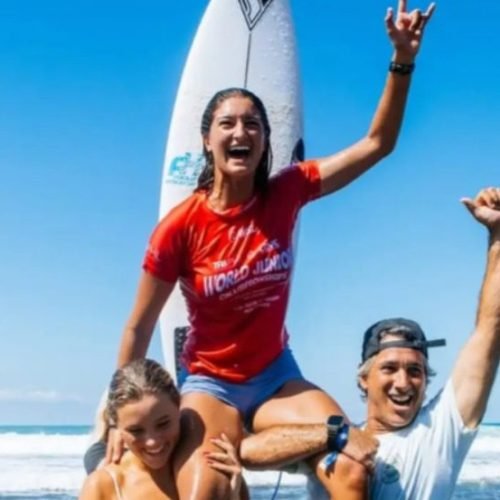 Luana Silva bate japonesa e fatura título do Mundial Júnior de Surfe