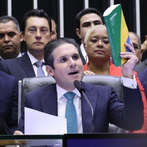 PEC dos precatórios: Hugo Motta bate boca com deputado do PL em plenário: “comigo não funciona”