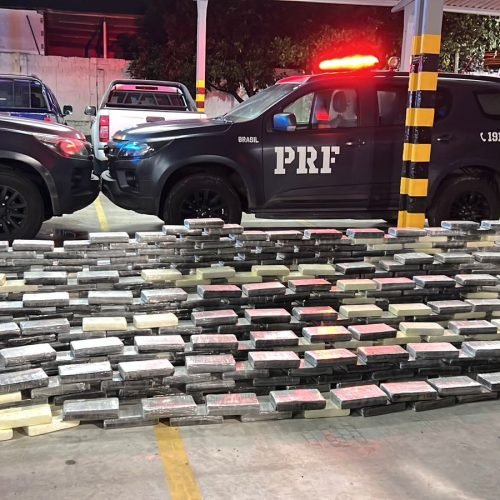PRF apreende mais de 1,3 Tonelada de Cocaína e prende homem em Alhandra