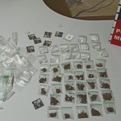 Polícia Militar prende trio suspeito de atuar no tráfico de drogas do Litoral Sul da Paraíba