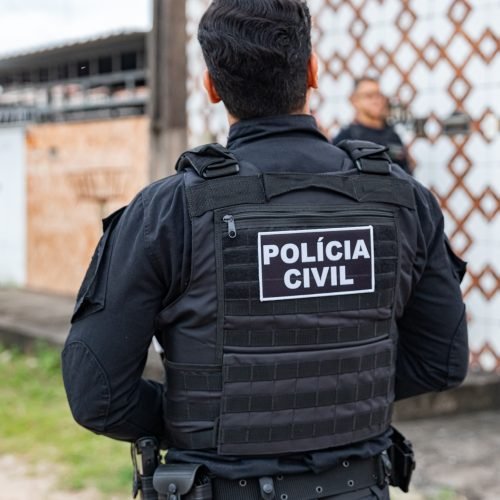 Polícia prende ex-namorado suspeito de matar jovem de 15 anos enquanto fazia as unhas, em Santa Rita
