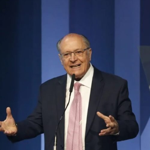 Presidente Geraldo Alckmin se reúne com empresários e empreendedores durante Brasil Mais Produtivo em Campina Grande