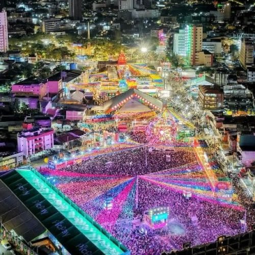 Primeiro fim de semana do Maior São João do Mundo leva mais de 300 mil pessoas ao Parque do Povo em Campina Grande