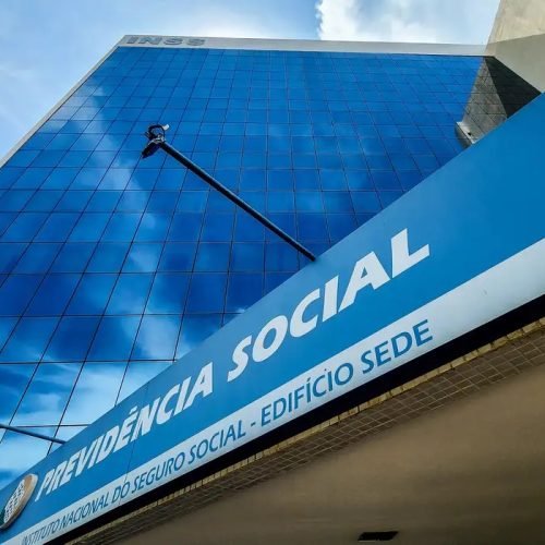 Protocolado pedido de CPMI para apurar fraudes no INSS; apenas um deputado da Paraíba assina
