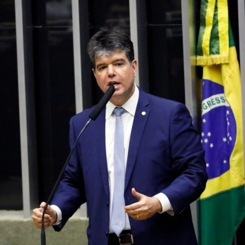 Ruy Carneiro rebate declarações de Cabo Gilberto Silva e afirma que não faz parte de agrupamento político do presidente Lula