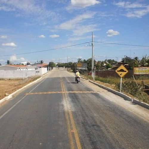 TCE intima prefeito de Belém do Brejo do Cruz para explicar pagamento de mais de R$ 9 mil a possível funcionária fantasma
